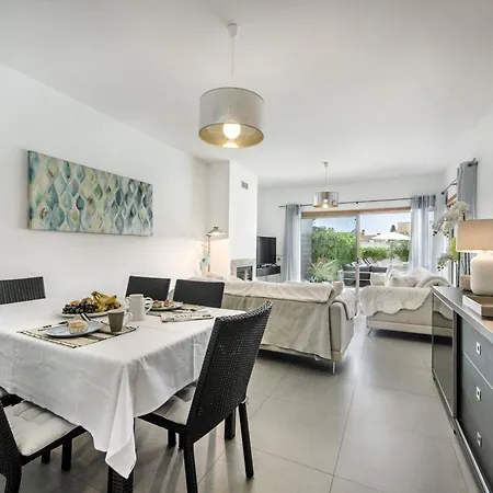 Βίλα Blue Villa 3 Bedroom Villa With Optional Heated Pool Gale Albufeira