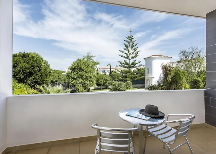 Blue By Algarve Holidays Villa