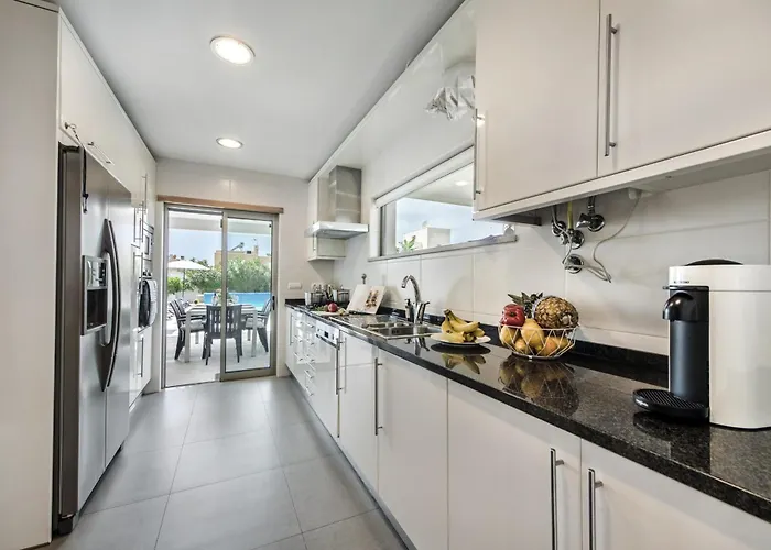 Blue By Algarve Holidays *